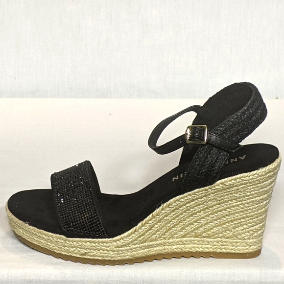 NEW Anne Klein Womens Wylie Wedge Sandal Buckle Strap Sz 6.5 black - Picture 1 of 5